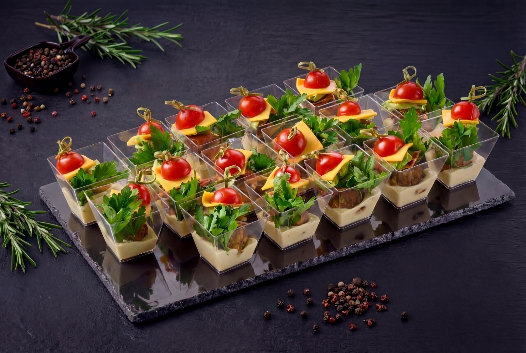 Мини бургеры в верринах «Burger Ball», 16 шт