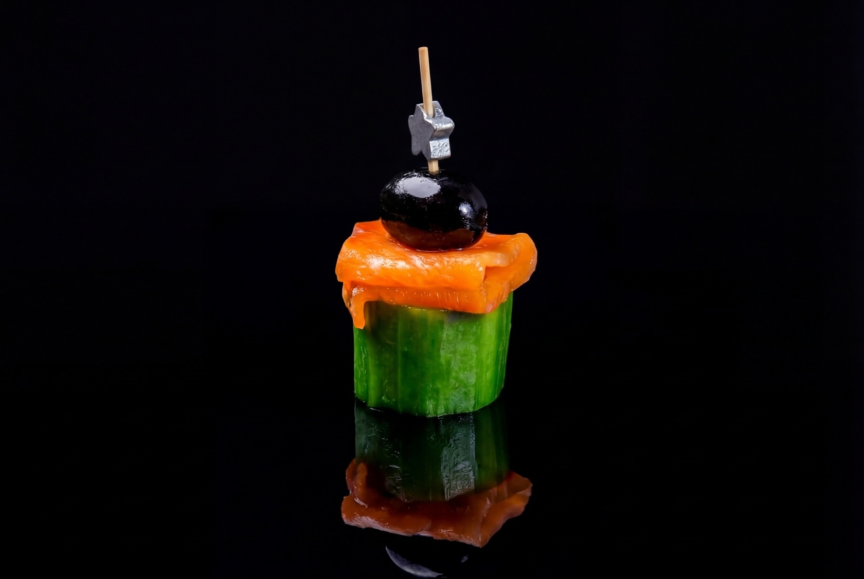 Набор канапе «Цезарь» и «Огурец с лососем», 40 шт - #3