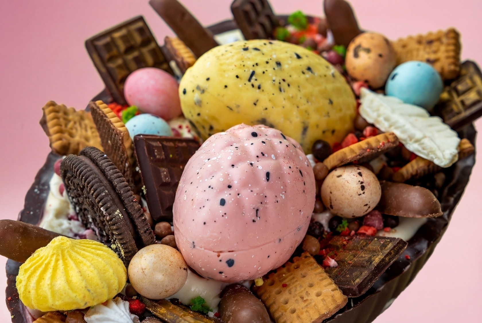 Среднее шоколадное яйцо «Дракон» с оригинальной начинкой - #3