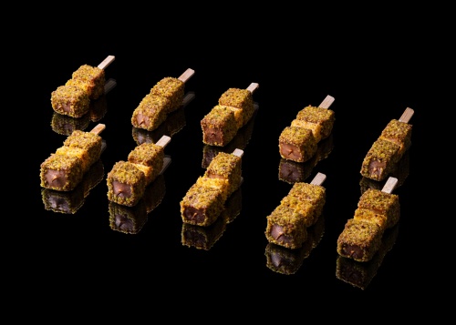 Брошет с тунцом и маринованной кукурузой, 10 шт