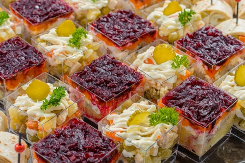 Большой набор рулетов и верринов с салатами, 68 шт - #5