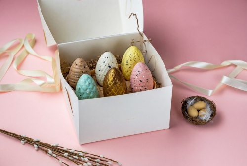 Пасхальный набор шоколадных яиц на подставке в подарочной упаковке - #3