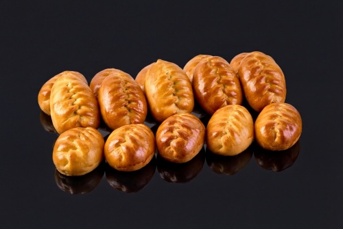 Набор пирожков с капустой и грибами