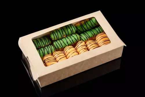 Бокс с эклерами, 12 шт