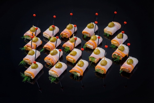 Канапе с грудинкой