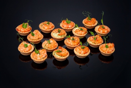 Тарталетки с гуакамоле и креветкой