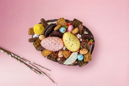 Большое шоколадное яйцо «Фантазия» с оригинальной начинкой - #7