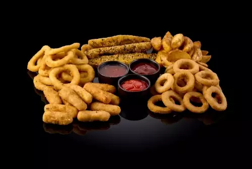 Тарелка со снеками