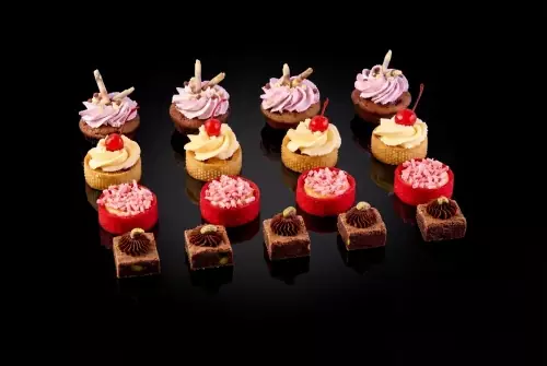 Ассорти тартов и брауни, 17 шт