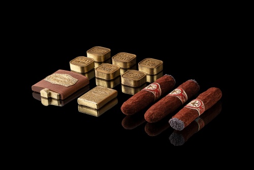 Подарочный шоколадный набор "Сигара и аксессуары"