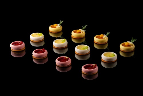 Ассорти муссовых пирожных "Амур"