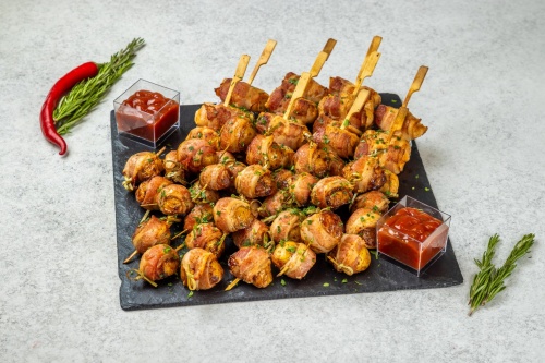 Дуэт в беконе (картофель + курица)