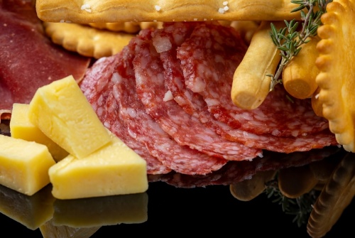 «Шаркутери борд» с мясной гастрономией, с премиум сырами, орехами, сухофруктами и крекером - #4