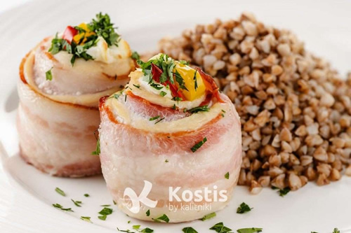Куриные бочонки в беконе (Стручковая фасоль)